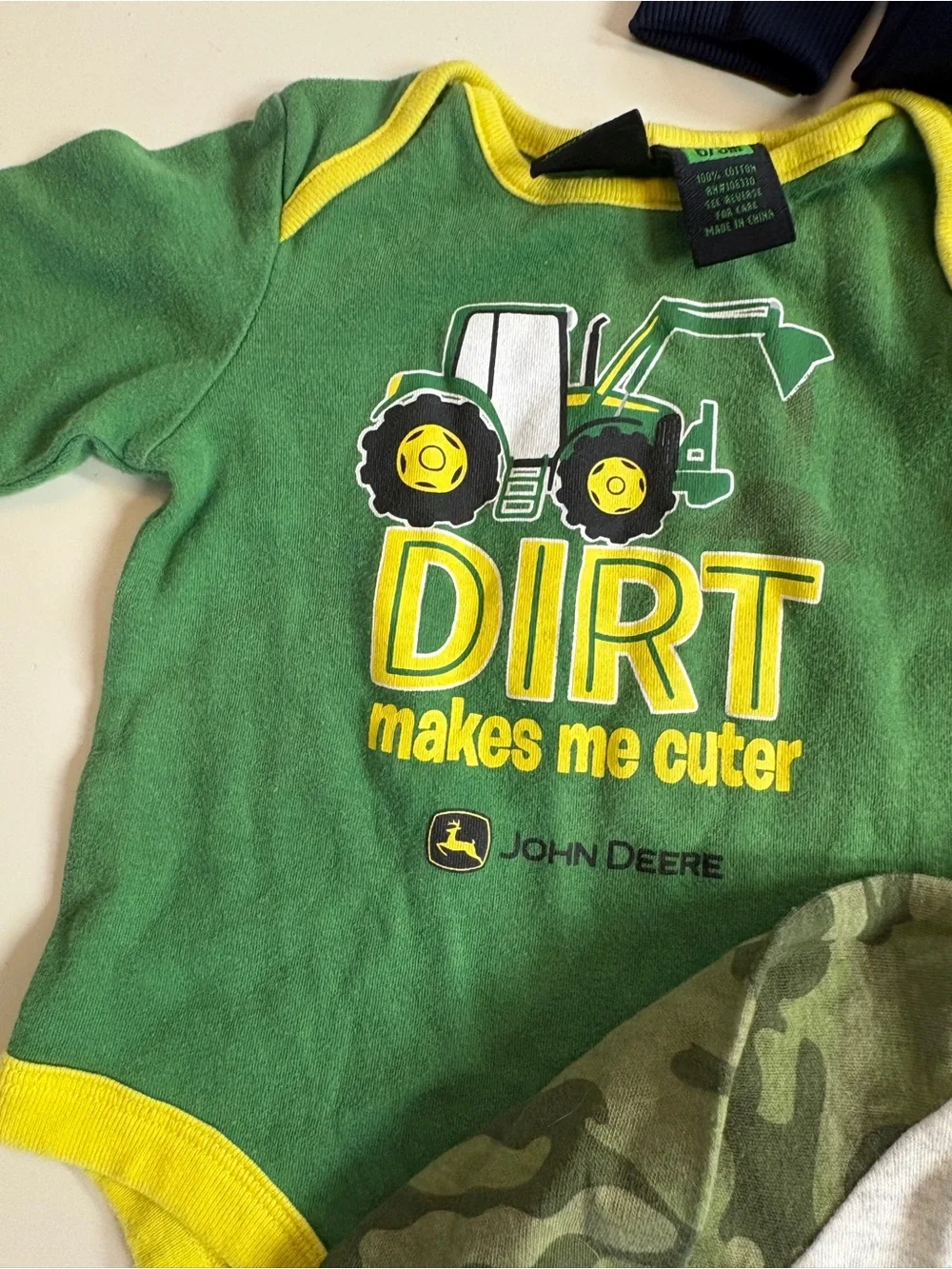 Lot of 5 pieces of 6-9 months boy clothing